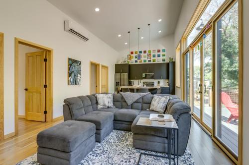 New Castle Getaway with Grill and Mountain Views! New Castle Getaway with Grill and Mountain Views!