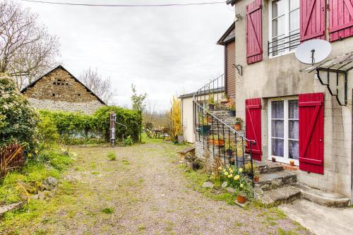 Les maisons de vacances GHK -Jardin-Wifi-parking in Falaise