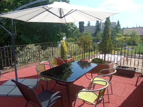 Балкон, Apartment BENCI in Йіндржіхув Градец