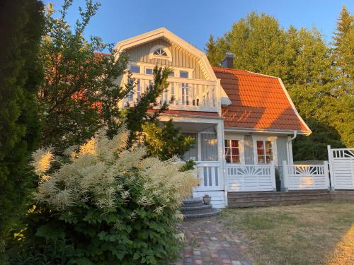 Family Holiday and Business Home with a Garden in Kallfors, Stockholm near a Golf Course, Lakes, the Baltic Sea, Forests & Nature - Accommodation - Järna