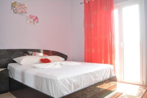 Apartment image 5