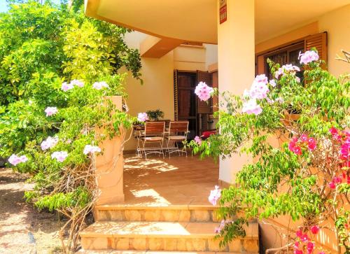Deluxe garden flat near Terra-Mitica in Golf Bahia