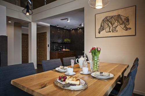 Aspen Deluxe Residence - image 5