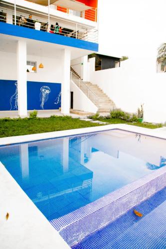 . KaiBlue Hotel y Restaurante