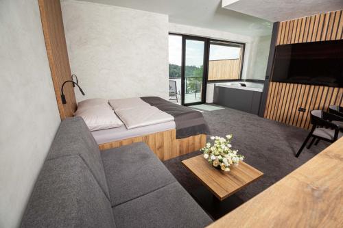 Hotel Kras - image 14