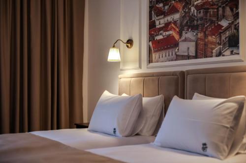 Comfort Triple Room image 10
