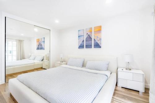 New luxury entertaining house with Pool Spa Sauna Tesla charger Pets, Los Angeles (photo 9)