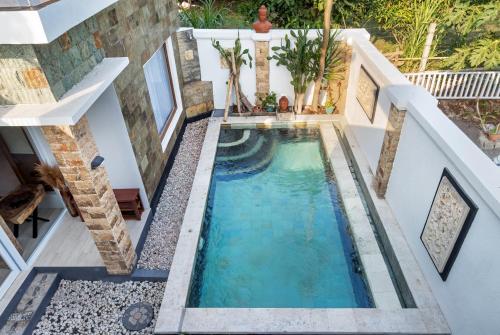 SUNNYRENT Villa Hills house with private Pool and Outstanding View in Jimbaran