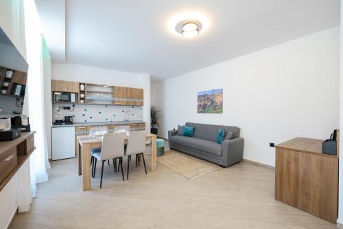 廚房, Hotel Kanjon Zrmanje in 奧布羅瓦茨