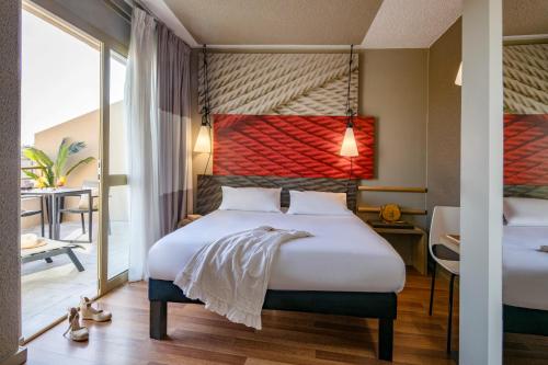 ibis Cannes Plage La Bocca - image 12