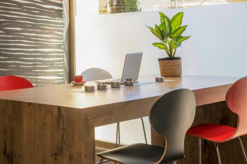 Business Center , ibis Cannes Plage La Bocca in Cannes La Bocca