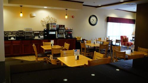 Best Western Plus Kansas City Airport - KCI East, Kansas City (photo 5)