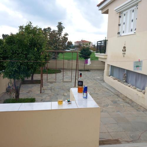 Vasilis House family room 4