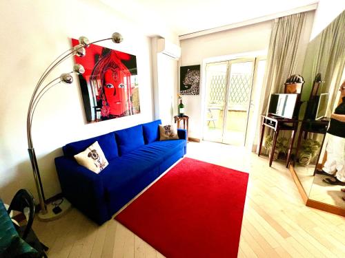 Very Central suite apartment with 1bedroom next to train station Monaco and 6min from casino place Monaco