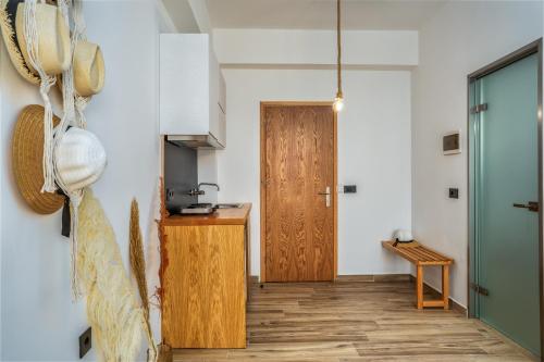  Amoudi Studios Apartments Hotel in Ammoudi
