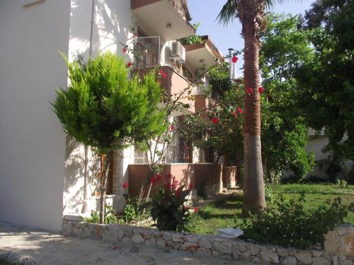 Golden Pension in باتارا