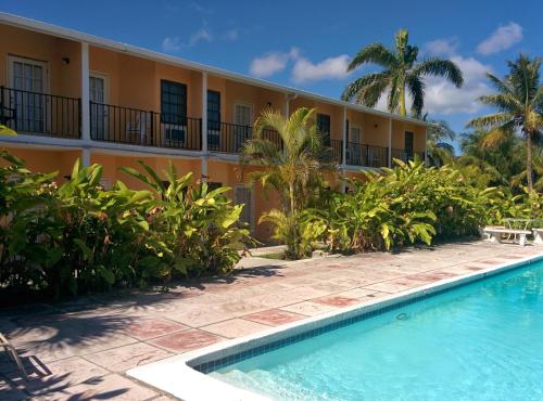 Exterior view, Orange Hill Beach Inn in Nassau