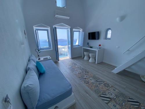 Heliades Apartments Santorini
