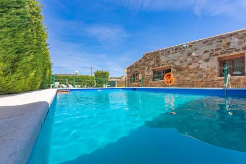 Chalet con piscina privada en Bolonia