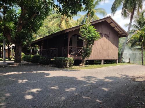 Marang guest house MGH Marang guest house MGH