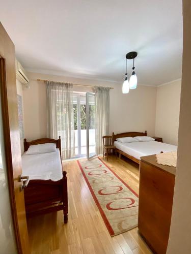 Your tidy & affordable base in Tiranë!, Tirana