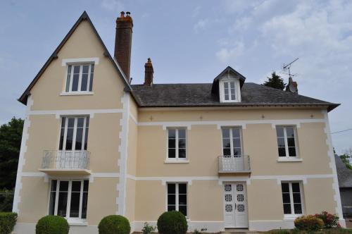 La Villa des Tilleuls - Chambre d'hôtes - Cambremer