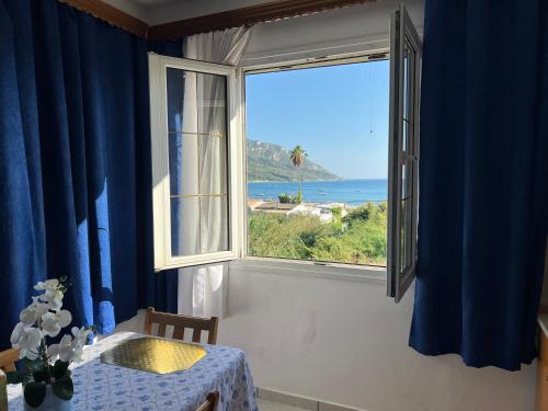  Villa Magda. in Agios Georgios Pagon