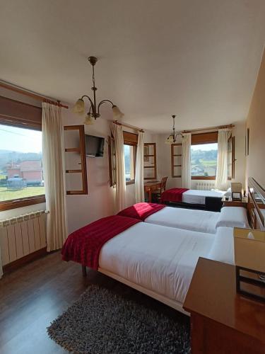 Hotel Rural Foncubierta in Soto del Barco