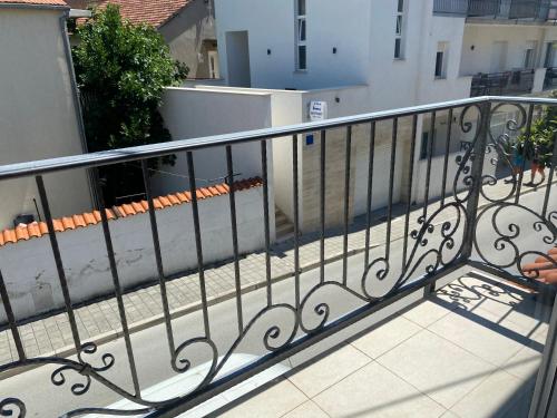 Guest House Lorenta near the beach