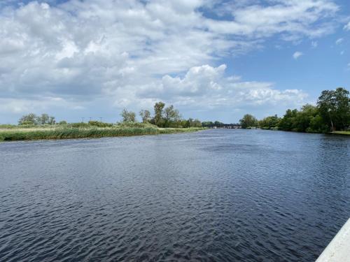 Schwimmpod an der Peene