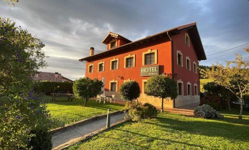 Hotel Rural Foncubierta, Soto del Barco bei La Tabla