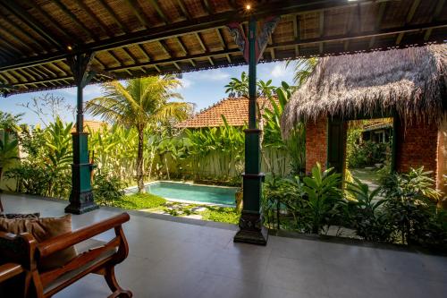 2 bedrooms, 4 beds