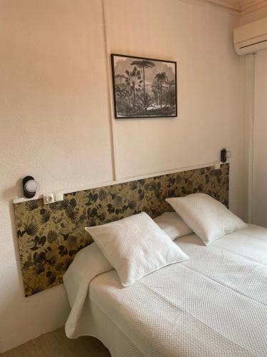 1 queen bed