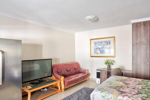 B&B Cape Town - Goodwood Oasis FreeWiFi-Parking 1 - Bed and Breakfast Cape Town