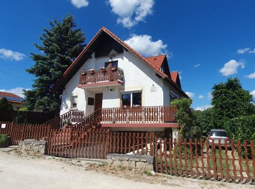 Baker Street Apartman in Veszpremi