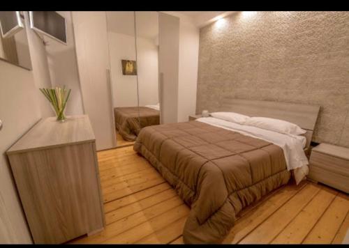 Luxurious Street Apartments 4