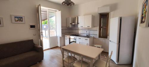 Kitchen, OASIS ESCAPE in Vaccarizzo-delfino