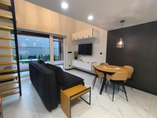 Superior Laguna Beskidow Pilot's Studio! Sauna&Gym! Air Condition! in Zarzecze