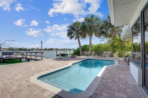 Manatee Home - image 16