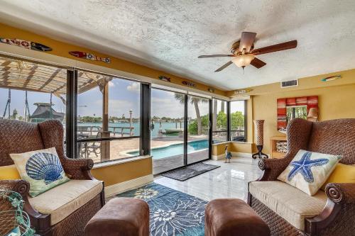 Manatee Home - image 17