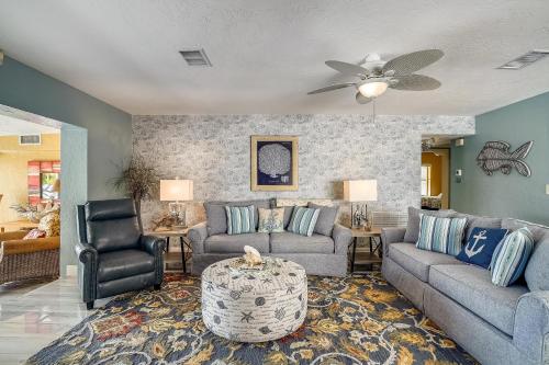 Manatee Home - image 23