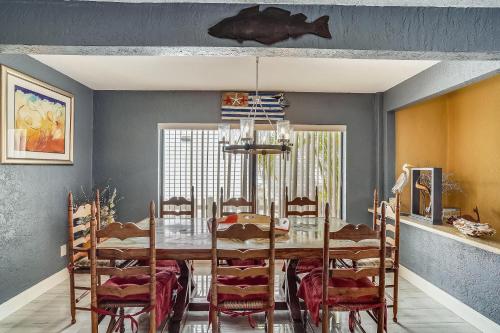 Manatee Home - image 26