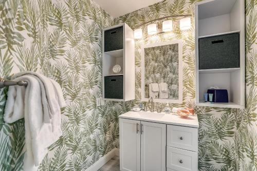 Manatee Home - image 35