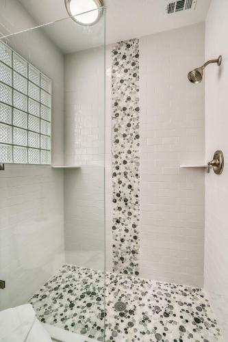 Manatee Home - image 36