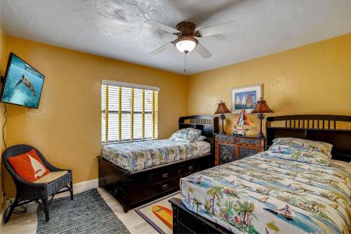 Manatee Home - image 44