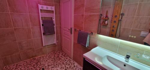 Chez Stephanie - image 7