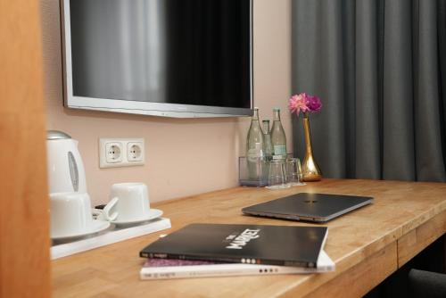Double Room image 3