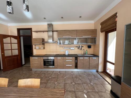 ห้องครัว, Vaivari Retreat in อซารี