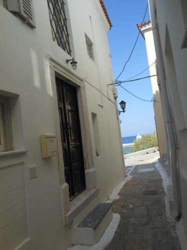 Mansion at Chora in Andros, Ándros (fotografie 2)