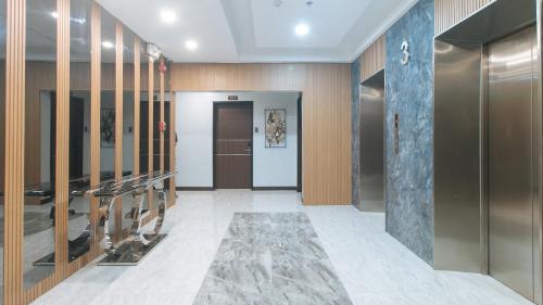 RedDoorz Plus @ Bez Tower and Residences San Juan, Manila (photo 9)